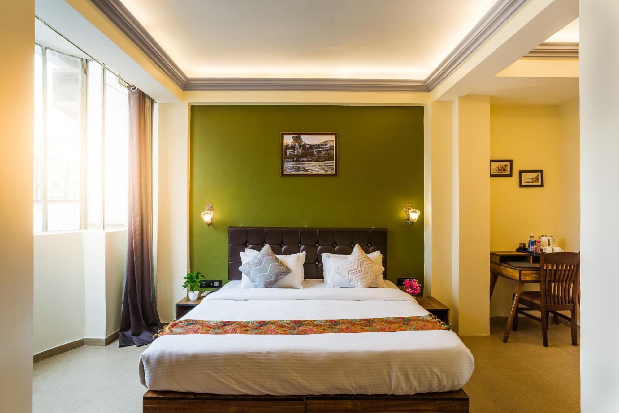 Tripli Hotels Silver Shine Varanasi Eksteriør bilde