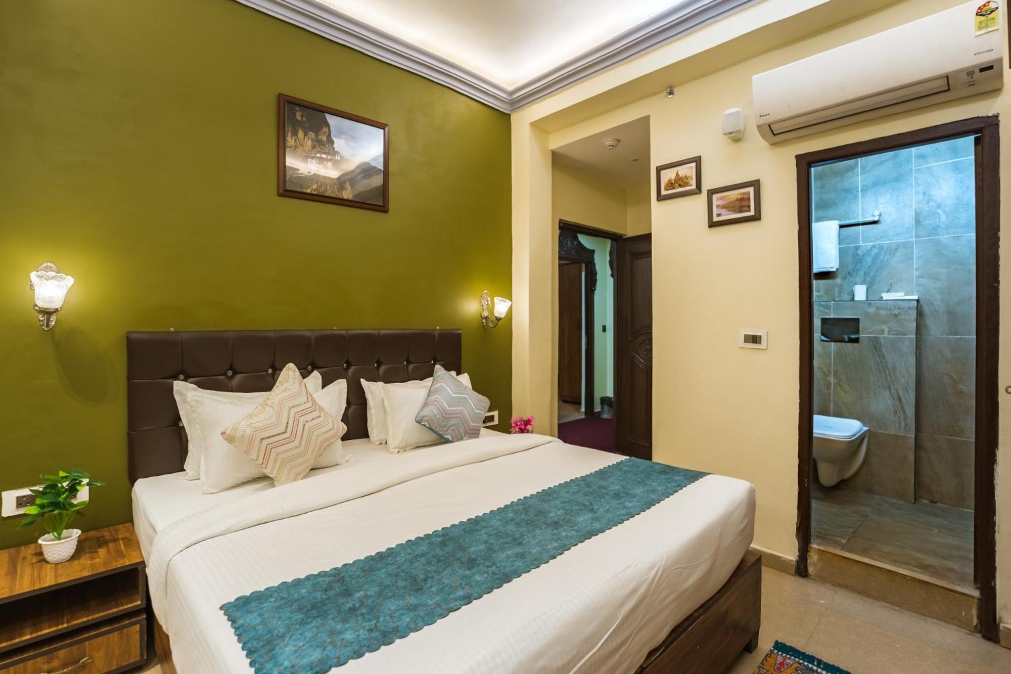 Tripli Hotels Silver Shine Varanasi Eksteriør bilde