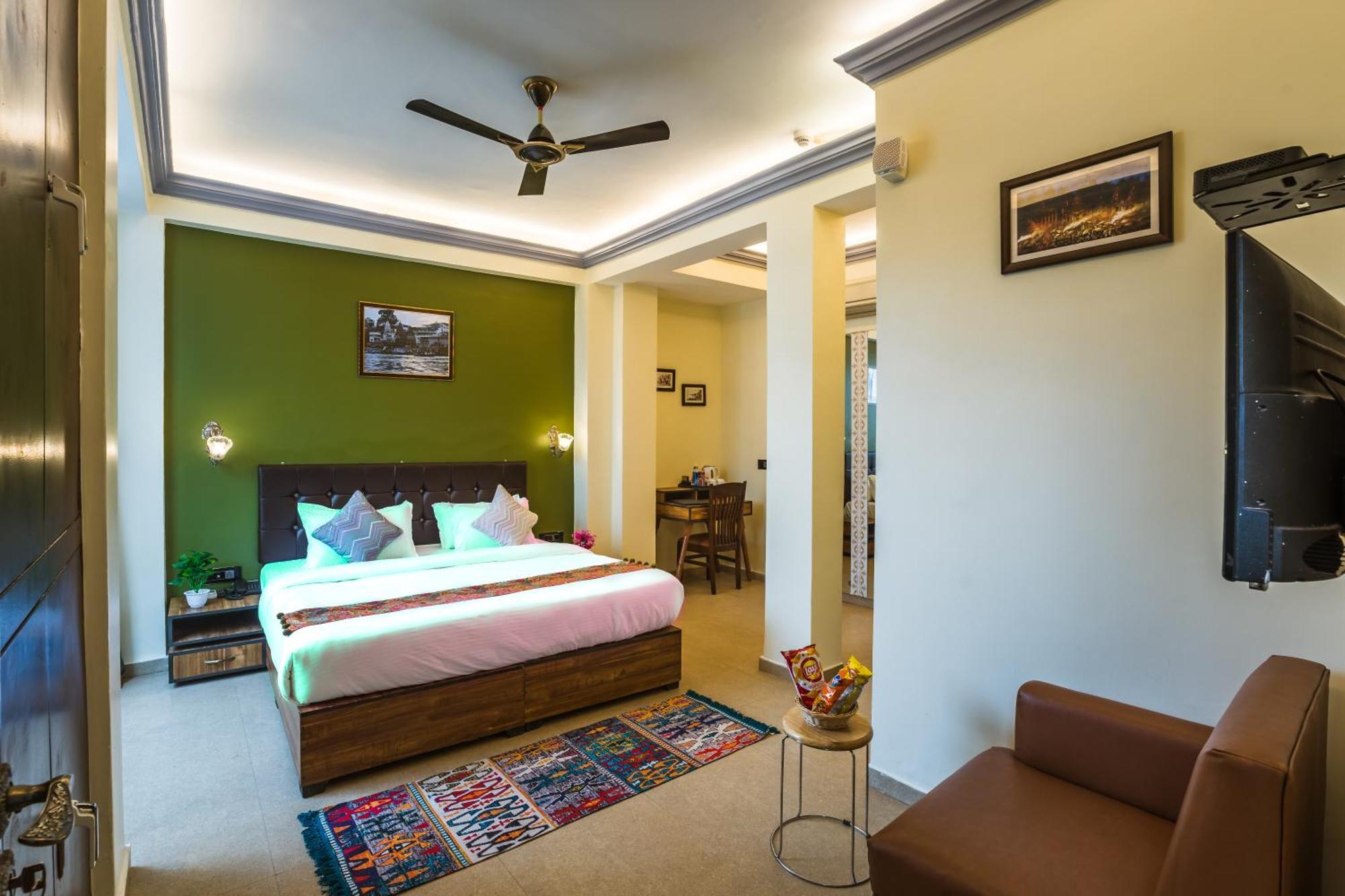 Tripli Hotels Silver Shine Varanasi Eksteriør bilde