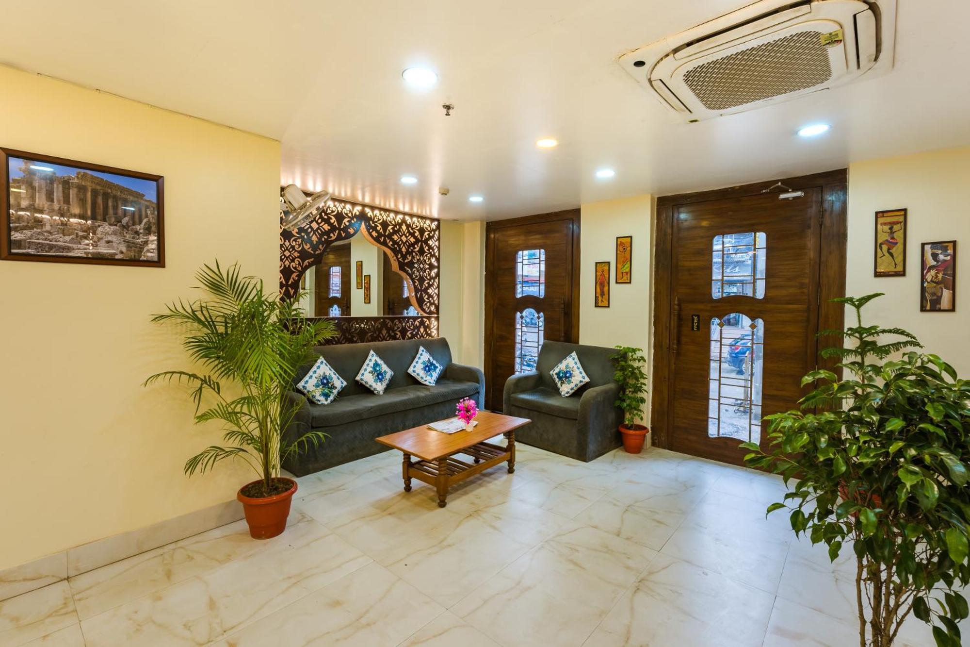 Tripli Hotels Silver Shine Varanasi Eksteriør bilde